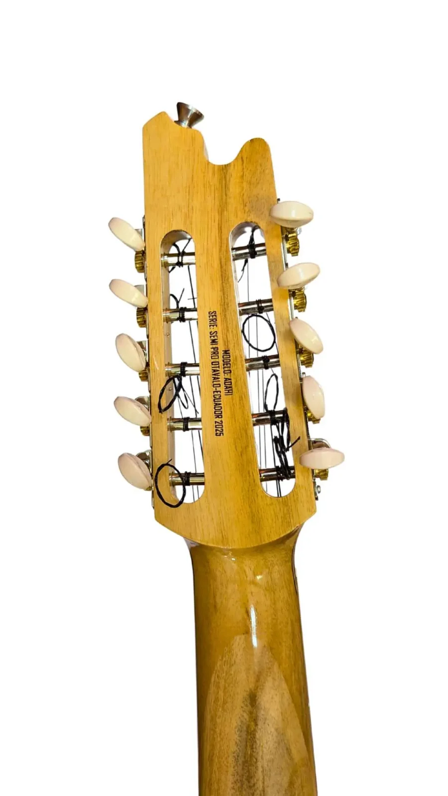 Charango-adahi-negro-pala